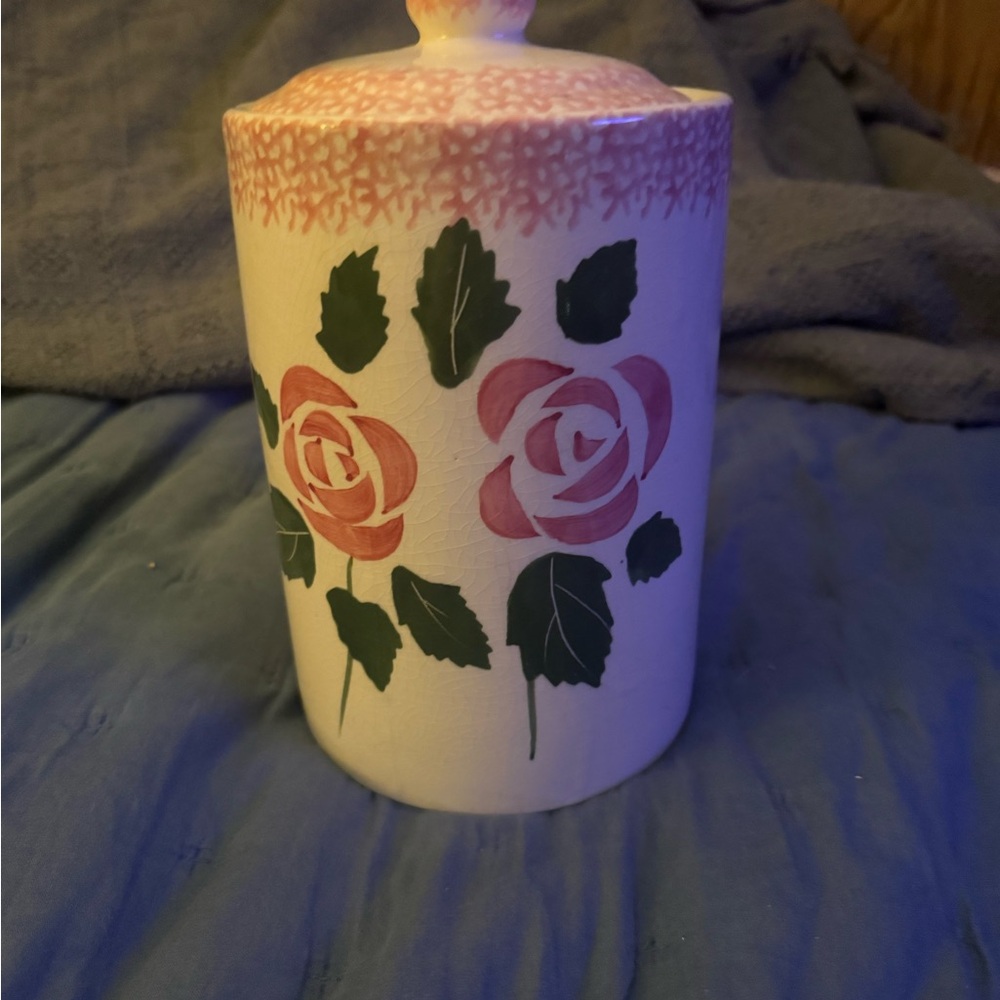 Vintage rose cookie jar